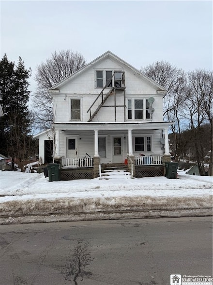 234 Mckinley Ave, Jamestown, NY 14701