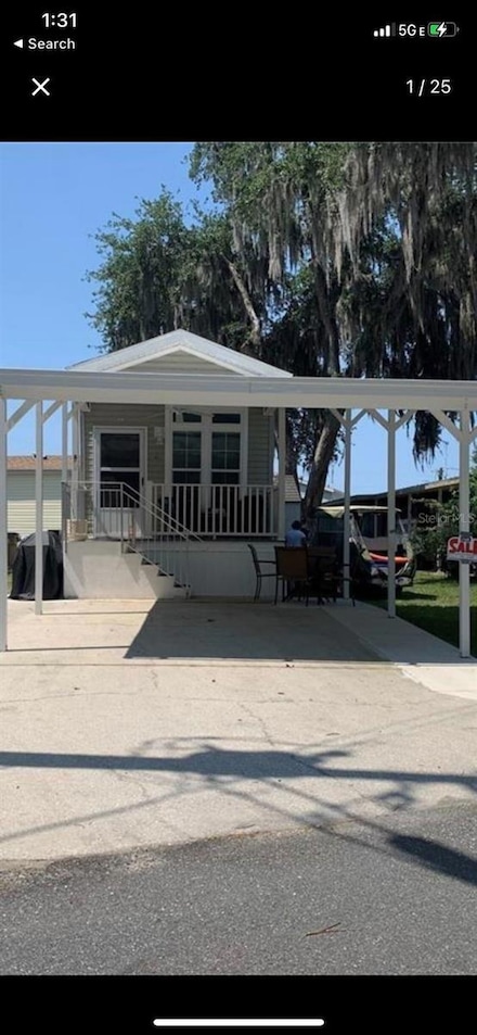 699 Cindi Ave, Leesburg, FL 34788