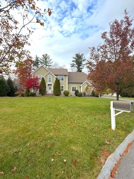 6 White Ln, Middleton, MA 01949