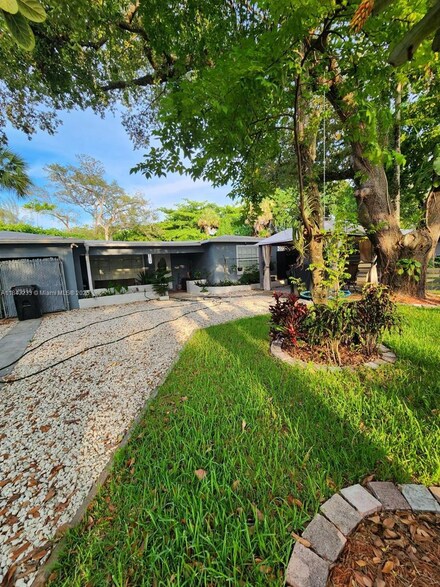 1872 SW 29th Ave Unit A, Fort Lauderdale, FL 33312