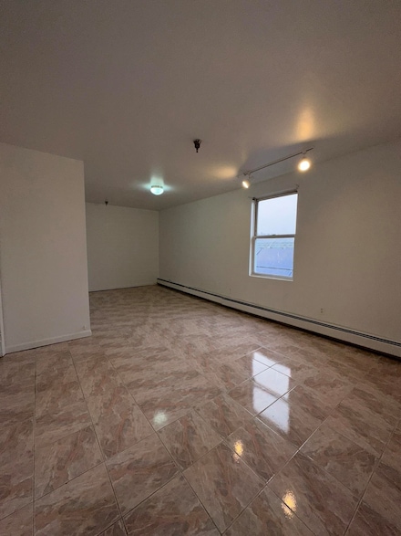 686 Kennedy Blvd Unit 3, Bayonne, NJ 07002