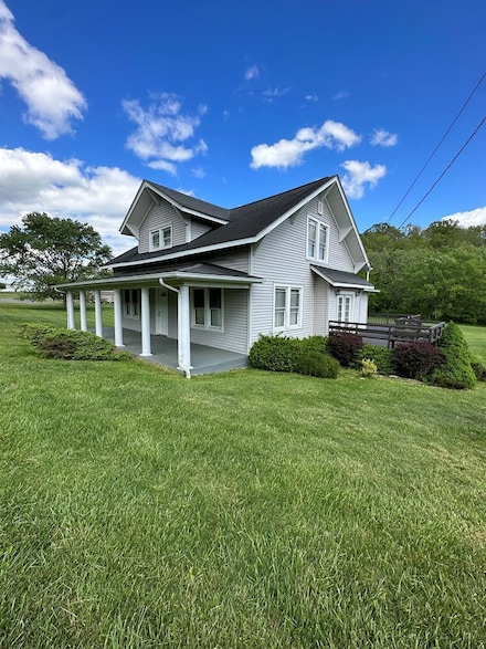 8730 Seneca Trail S, Lindside, WV 24951
