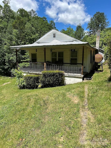 611 Johnson Hollow Rd, Bakersville, NC 28705