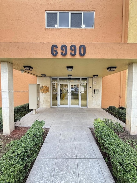 6990 NW 186th St Unit 4-215A, Hialeah, FL 33015