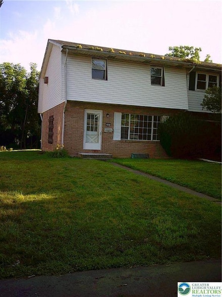 2041 Grove St, Allentown, PA 18104