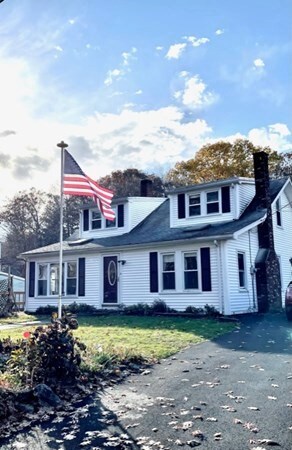 63 Depot St, Douglas, MA 01516