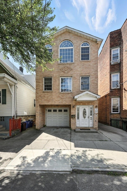 207 New York Ave Unit 1, Jersey City, NJ 07307