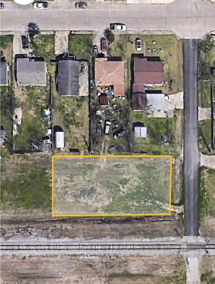 000 Ash St, Freeport, TX 77541