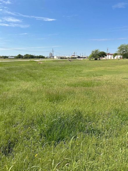 623 N Highway 81, Medford, OK 73759