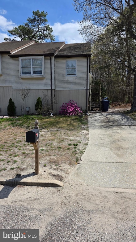55 N Indian Valley Ct, Little Egg Harbor Township, NJ 08087