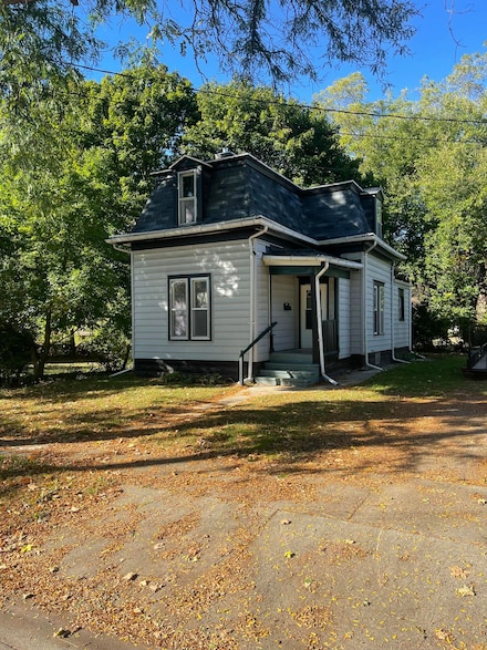 1034 Williams St, Jackson, MI 49203