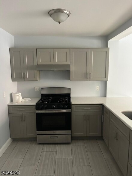 122 3rd St, Passaic, NJ 07055