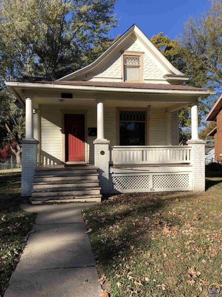 1535 SW Boswell Ave, Topeka, KS 66604
