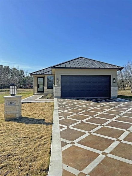 319 Parallel Cir, Marble Falls, TX 78657