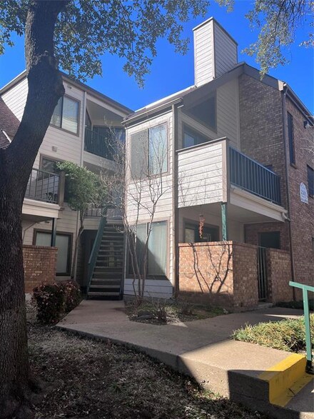 2301 Balsam Dr Unit M209, Arlington, TX 76006