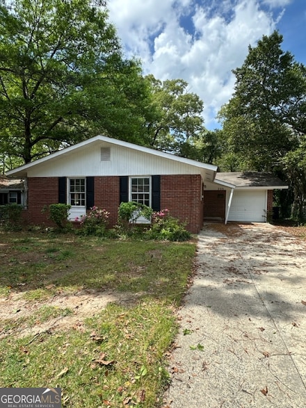 735 Katherine St, Warner Robins, GA 31088