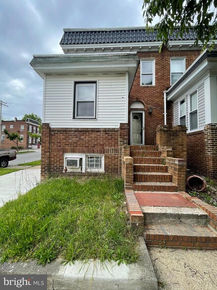 2600 Garrett Ave, Baltimore, MD 21218