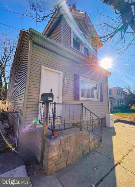758 Fremont St, Lancaster, PA 17603