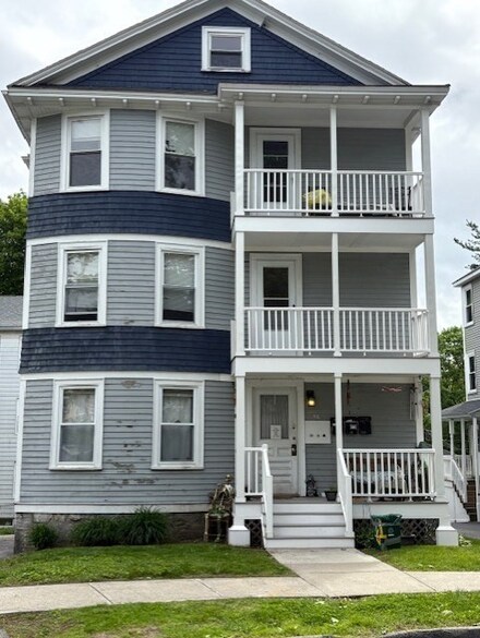 56 Fairfax Rd, Worcester, MA 01610