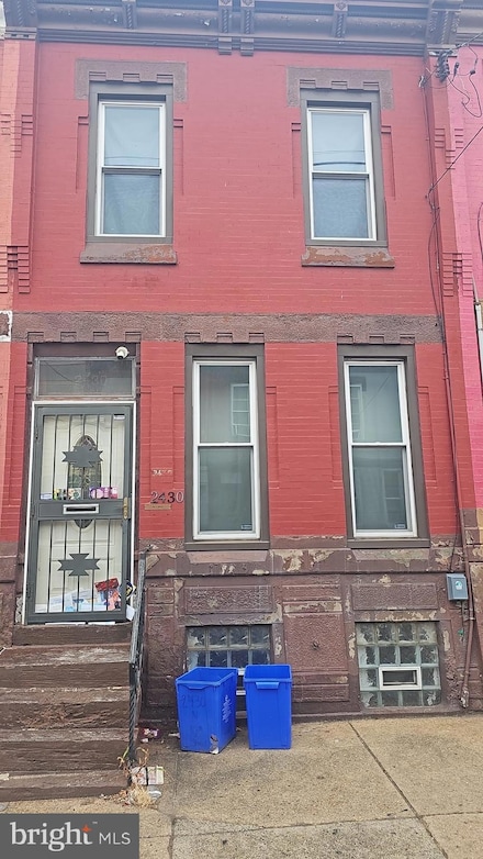 2430 N 16th St, Philadelphia, PA 19132