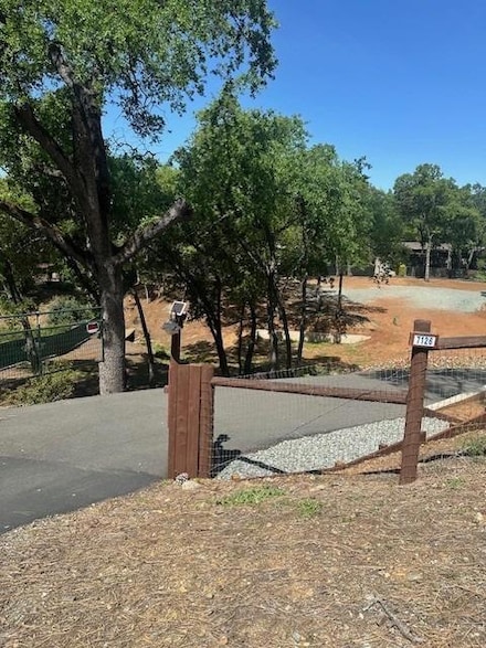 7126 Westhill Rd, Valley Springs, CA 95252