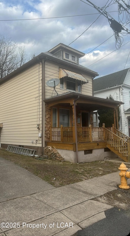 121 Railroad St, Glen Lyon, PA 18617