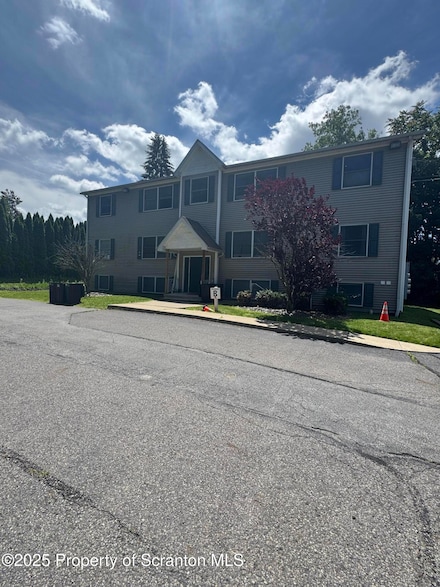 131 Smith St Unit 6, Dunmore, PA 18512