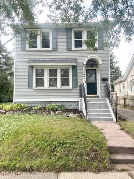 634 Channing St, Ferndale, MI 48220