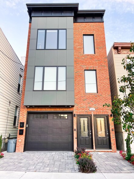 144 Hancock Ave Unit 1, Jersey City, NJ 07307