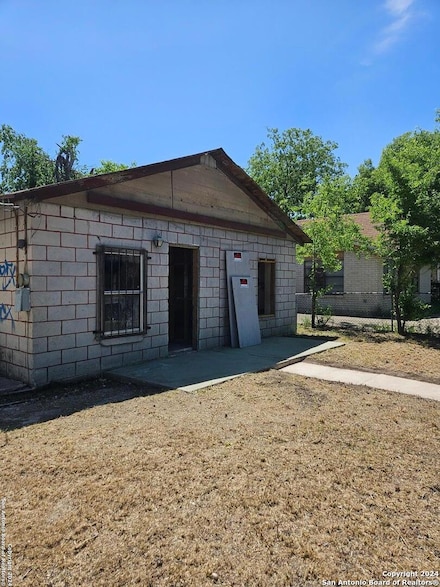 1710 Hidalgo St, San Antonio, TX 78207