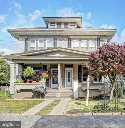 521 Pine St, Millersburg, PA 17061