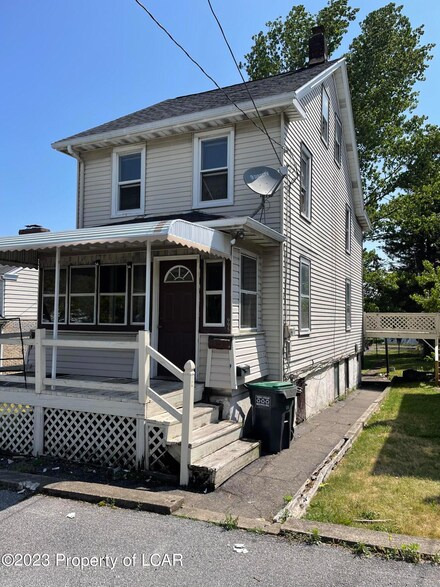 995 N Locust St, Hazleton, PA 18201