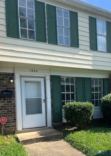 1928 Repp Cir, Henrico, VA 23075