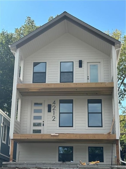 4212 Virginia Ave, Kansas City, MO 64110