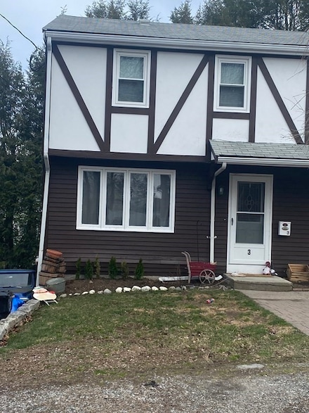 3 Russell St, Watertown, MA 02472