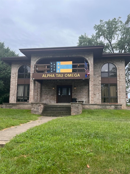 1429 5th Ave, Huntington, WV 25701
