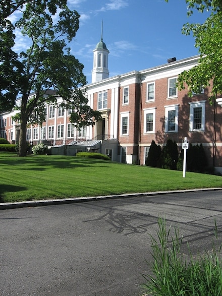 1475 Massachusetts Ave Unit 342, Lexington, MA 02420