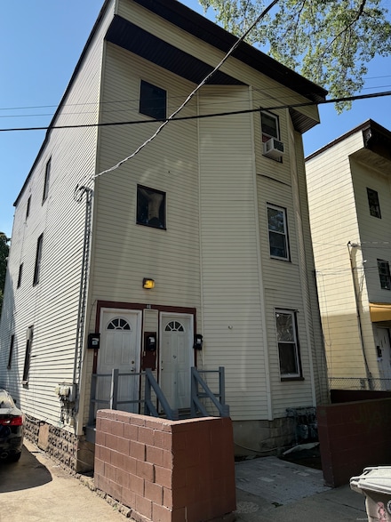 46 Hurlburt St, New Haven, CT 06519
