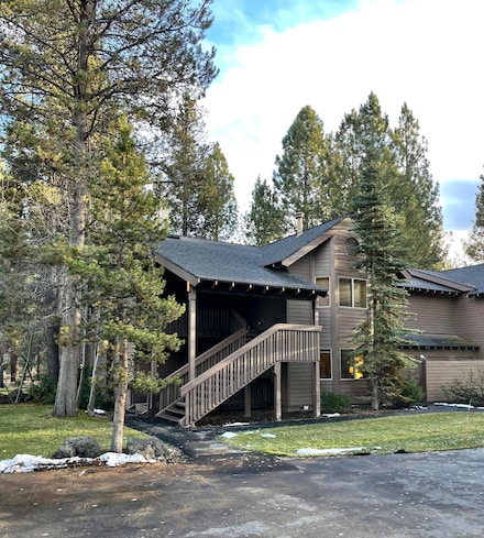 57376 Beaver Ridge Loop Unit 33C1, Sunriver, OR 97707