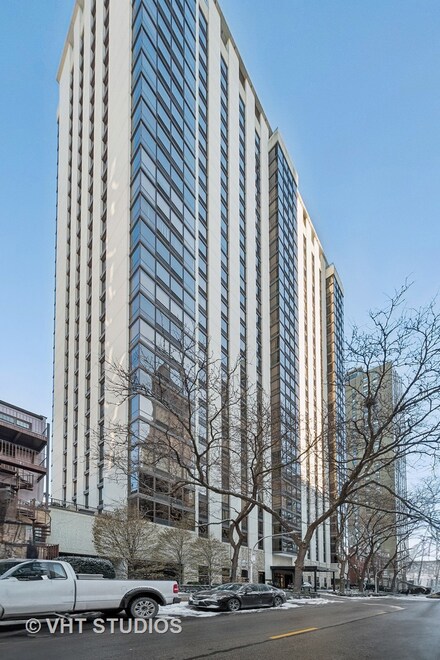 100 E Bellevue Place Unit 19D, Chicago, IL 60611