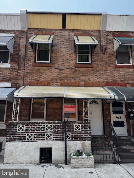 2416 N Hollywood St, Philadelphia, PA 19132