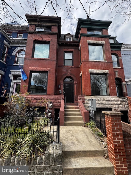 1938 1st St NW, Washington, DC 20001