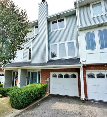 106 Admiralty Loop, Staten Island, NY 10309
