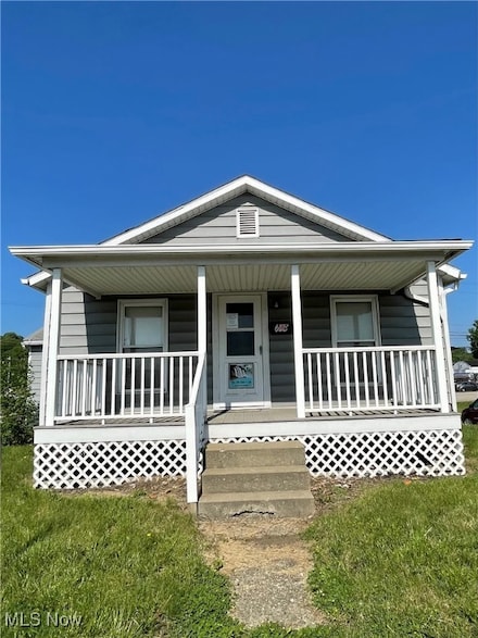 623 S 2nd St, Coshocton, OH 43812