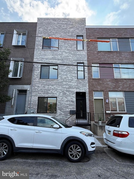 941 N 6th St Unit 2, Philadelphia, PA 19123