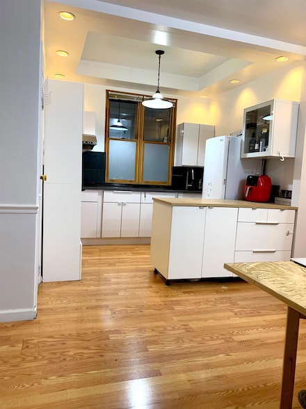 9309 43rd Ave, Elmhurst, NY 11373