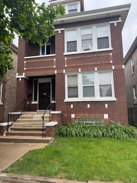 6823 S Talman Ave, Chicago, IL 60629