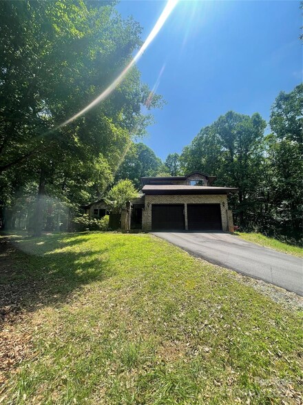 2505 White Thorne Ln, Waxhaw, NC 28173