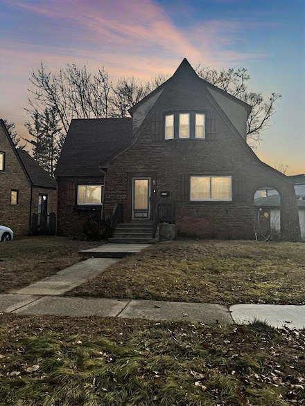3231 N Schultz Dr, Lansing, IL 60438