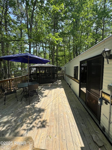 109 Bobcat Dr, Milford, PA 18337